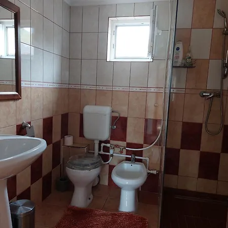 Casuta Dintre Dealuri Casă la țară Vladesti