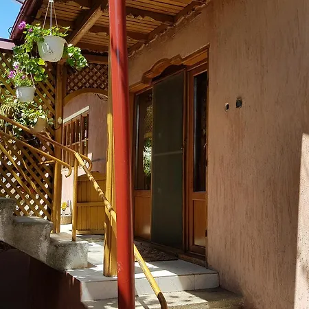 Casuta Dintre Dealuri Casă la țară *